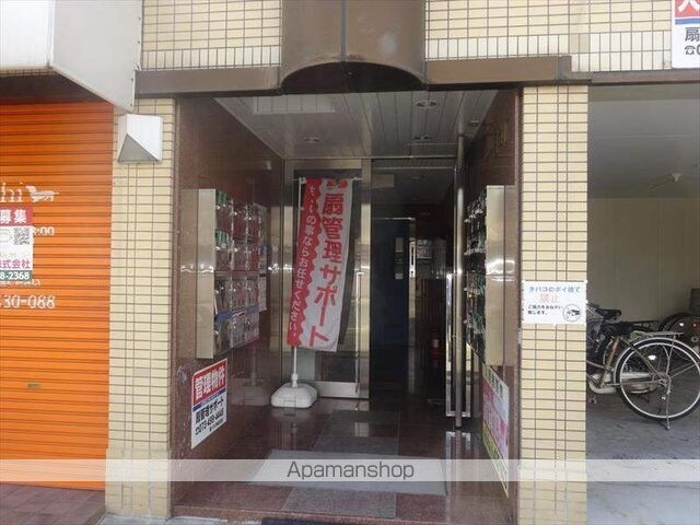 シャトー湊本町[1R/18m2]のエントランス