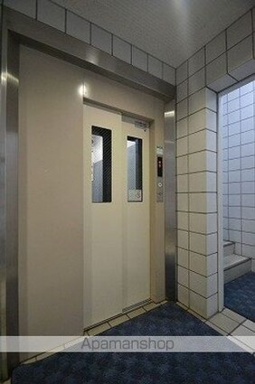 ホワイトハイツ[3LDK/62.52m2]の共用部2