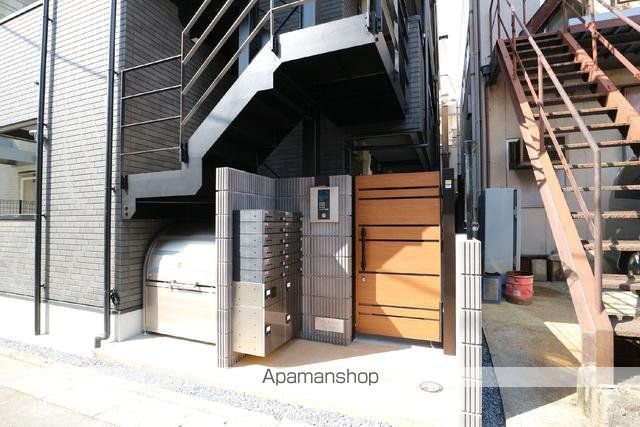 ラ ヴェリタの玄関写真