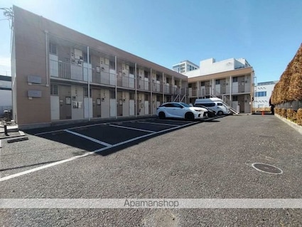 レオパレスエルパセオⅢ[1K/20.28m2]の駐車場2