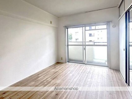 ビレッジハウス鳴滝３号棟[2DK/37.09m2]のリビング・居間