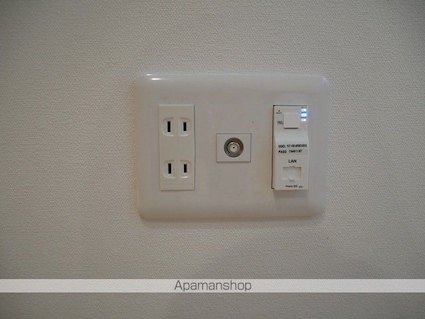 東京都荒川区東日暮里６丁目[1LDK/32.79m2]の内装