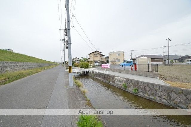 ウィステリアの周辺写真