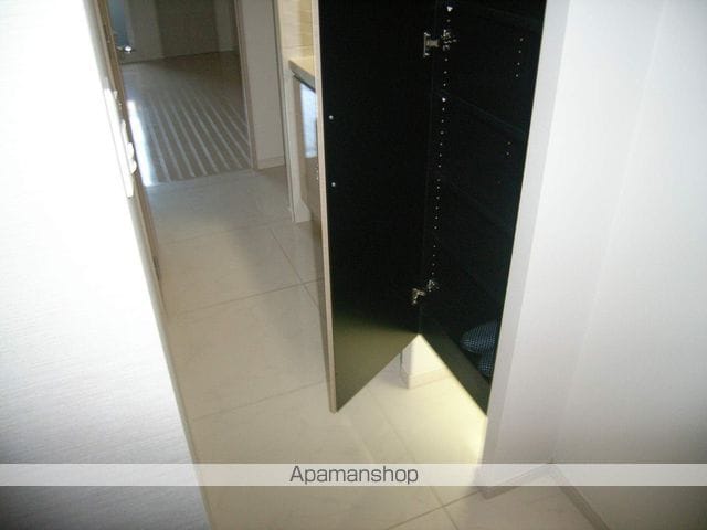 ADENNISHITEMMAの内装写真