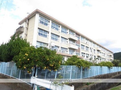 岐阜県岐阜市粟野西７丁目[2LDK/56.48m2]の周辺3