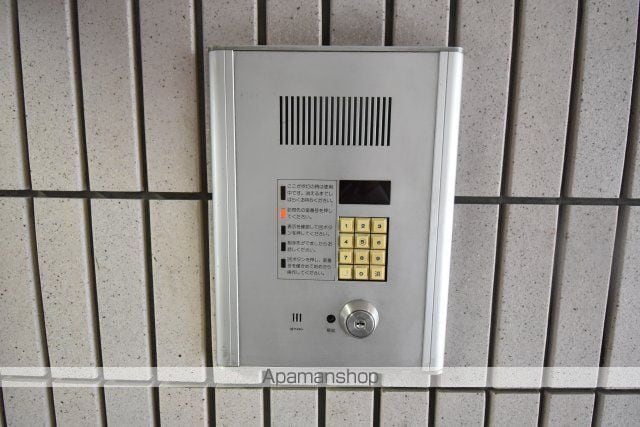 ルミナス福島の玄関写真
