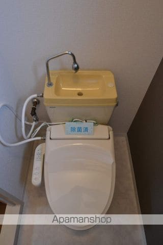 From House Eの内装写真