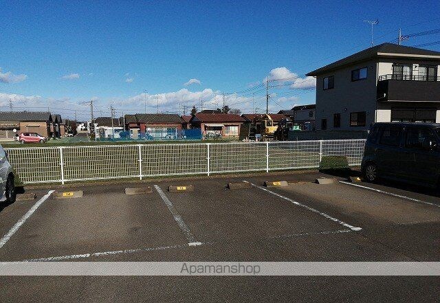 レオパレスドリームコート[1K/22.7m2]の駐車場