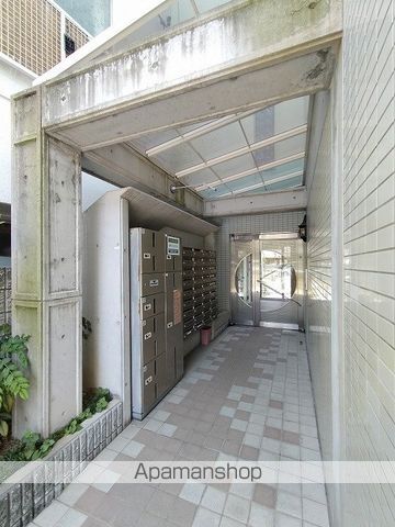 ステュディオリヴァージュの玄関写真