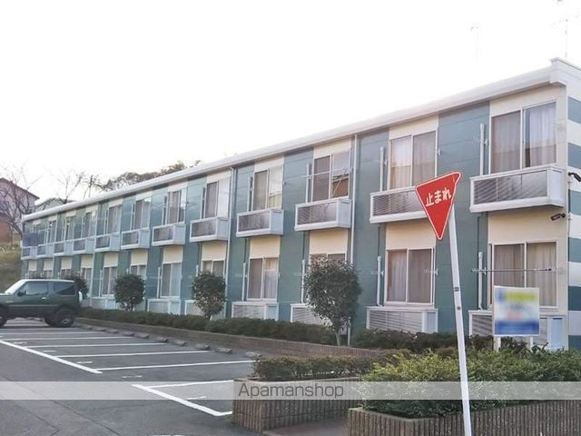 レオパレス新宮の玄関写真