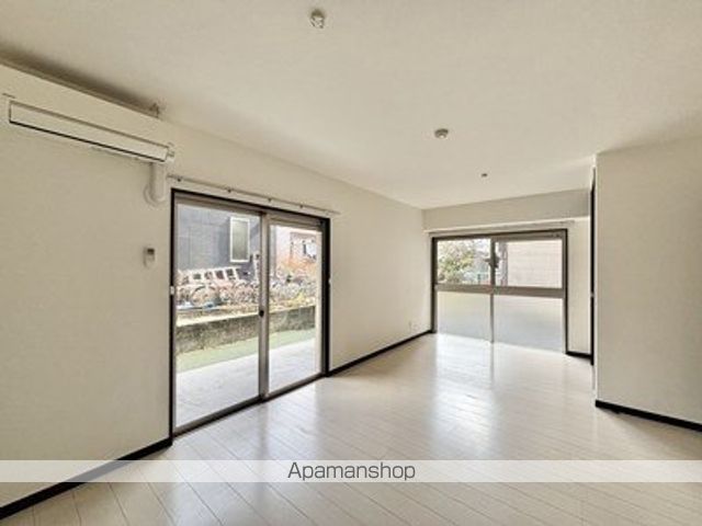 グランドエステート新町の内装写真