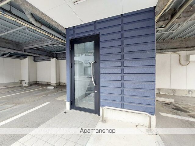 Ｅ’ｓ　ＦＬＡＴＳ[1R/18.62m2]のエントランス2