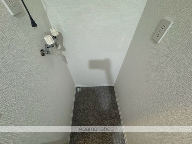 フォレスト新町IIIの内装写真