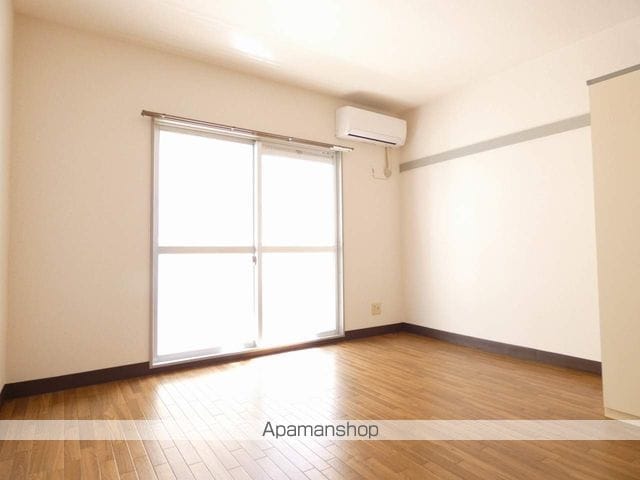 ロイヤルマルトウの内装写真