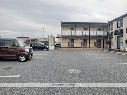 レオパレスインターハイツ[1K/23.18m2]の駐車場