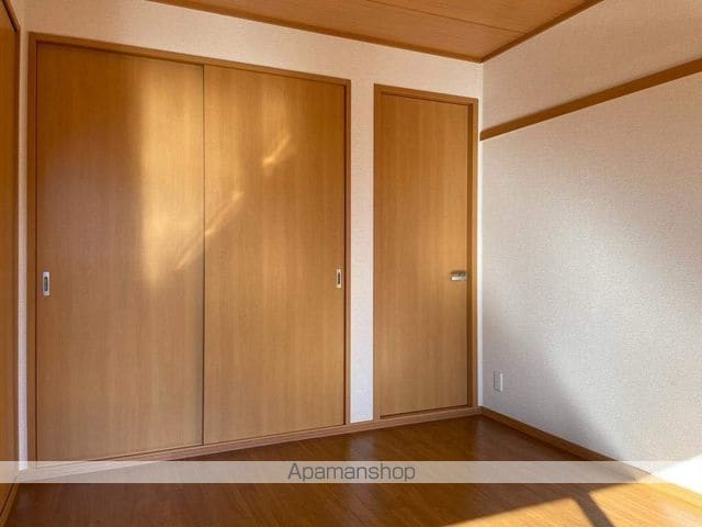 グランシャリオ Bの内装写真