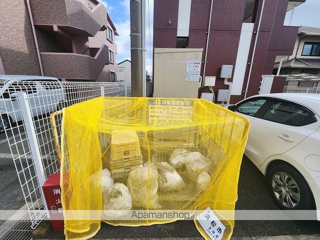 コーポ橋羽の外観写真
