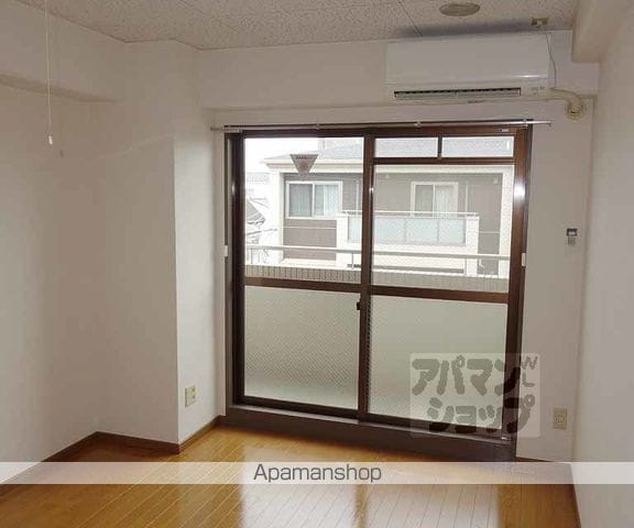 フォレスト七条の内装写真