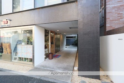 ＣＥＲＥＳ[2LDK/66.93m2]のエントランス3