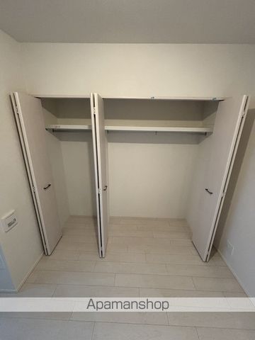 SPLENDID上本町WESTの内装写真