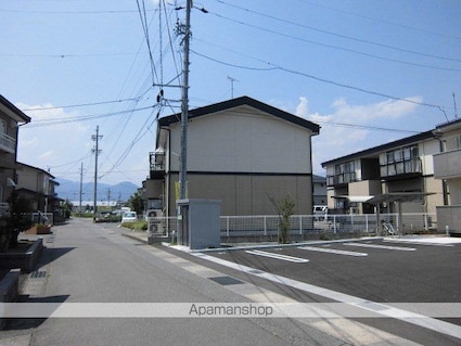 グランデ神田Ａ[2LDK/56.12m2]の周辺1