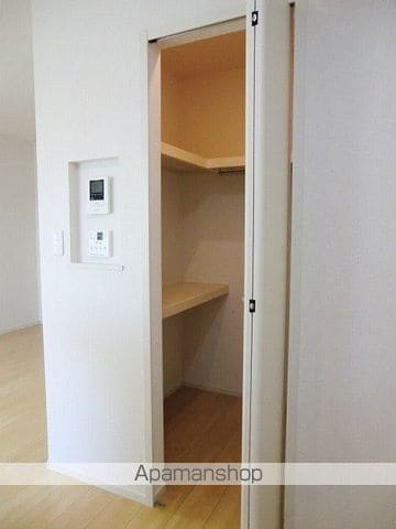 サラブレッド Vの内装写真