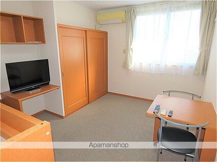 レオパレスＷＨＩＴＥ　ＷＥＬＬ[1K/23.18m2]のリビング・居間1