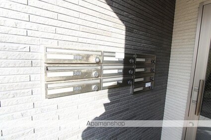 香川県高松市塩上町２丁目[1LDK/40.32m2]の共用部1
