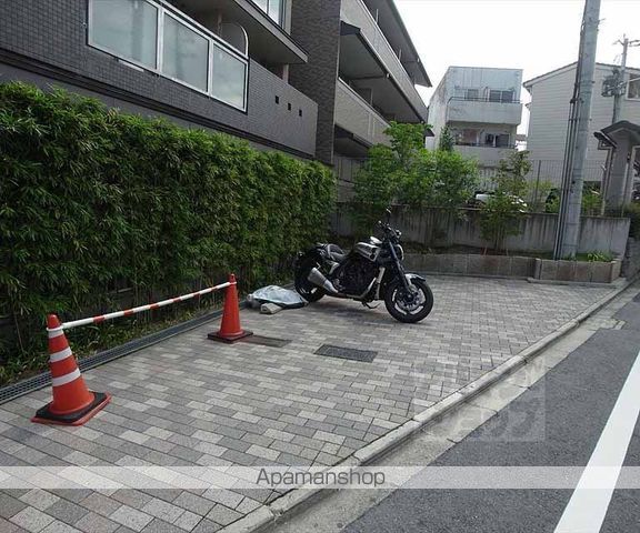 ランブラス衣笠の外観写真