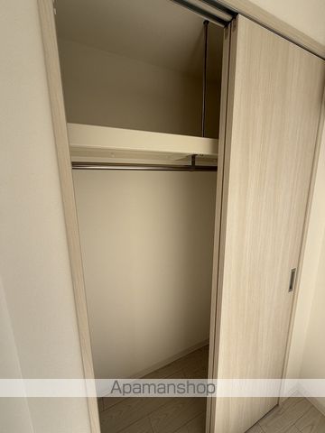 DCLARESTHONJOHIGASHIFJREの内装写真