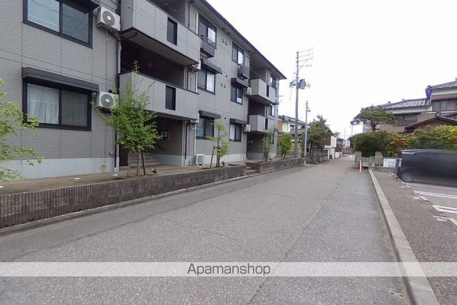ロイヤルタウン松崎 ABの周辺写真