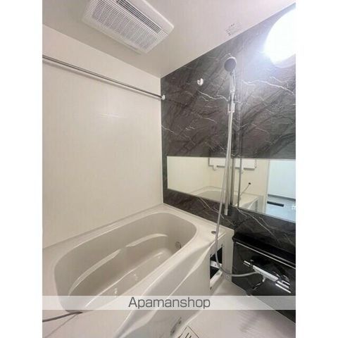 コンフォリア・リヴ板橋本町の内装写真