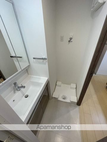 ワールドアイ名古屋城北の内装写真
