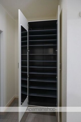 東京都板橋区東新町１丁目[3LDK/79.48m2]の内装1