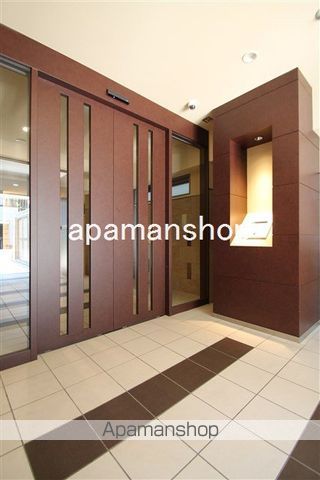 アーバンフラッツSHINSAIBASHIの玄関写真