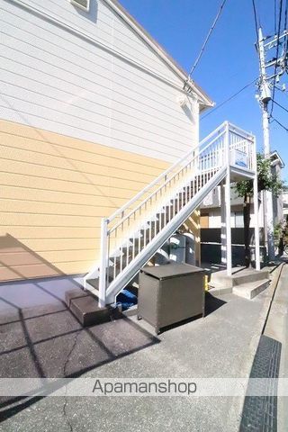 ひまわりハイツの玄関写真