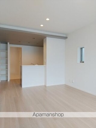 和歌山県和歌山市本町４丁目[1LDK/43.1m2]のリビング・居間