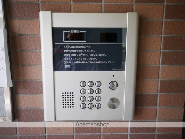 ペティハウス壱番館の玄関写真