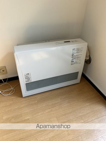 LEGANNEX N19の内装写真