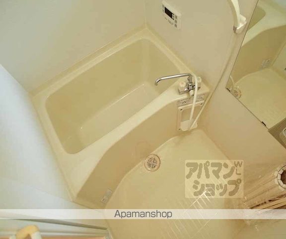 クローバー竹内の内装写真