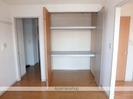 ディアス石芝[2DK/48.25m2]の収納