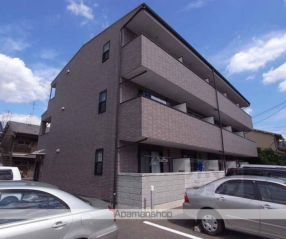 アンプルールフェールデルニエ嵯峨ノ段町の外観写真
