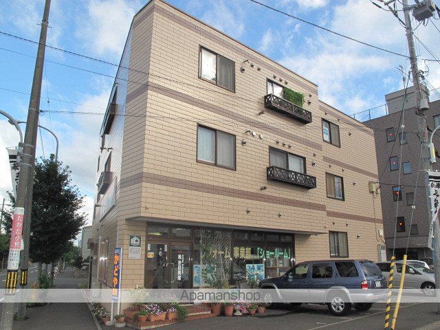ロイヤルコート稲穂の外観写真