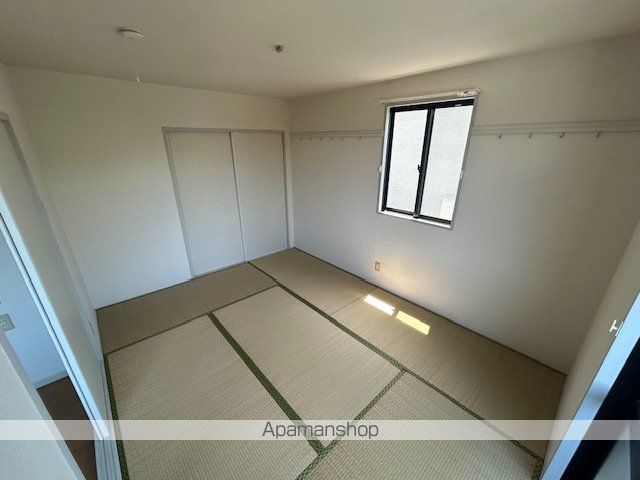 レインボー太陽の内装写真