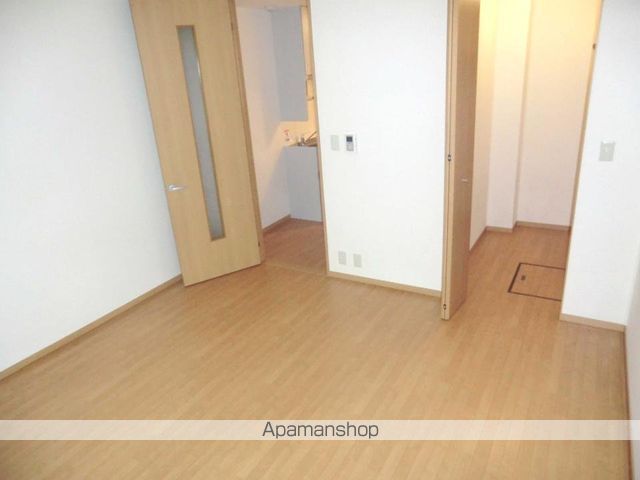 ヴェルデパエーゼの内装写真