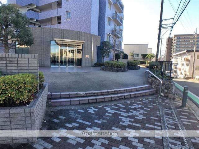 アスールコートの外観写真