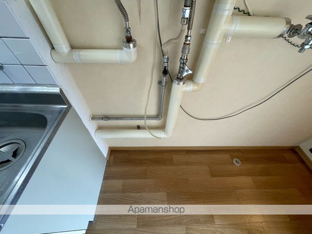 ARM8の内装写真