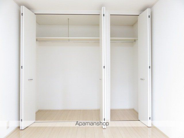 ZEUSの内装写真
