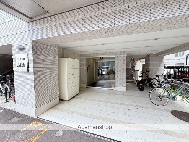 SーFORT北円山の玄関写真