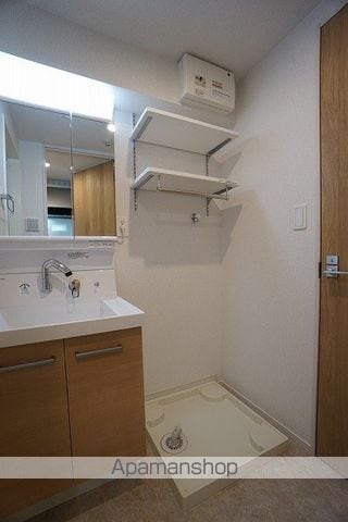 レジみん春日の内装写真